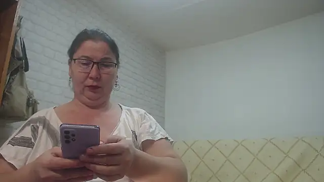 EmmaSquirt online show from 02-13-25, 07:56