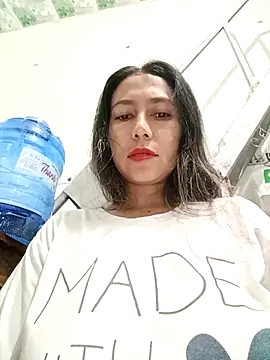 Snapshot of 2HotAsain4u chatting on 03-06-25, 10:15 2HotAsain4u online show from 03-06-25, 10:15