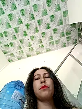 Snapshot of 2HotAsain4u chatting on 03-07-25, 01:31 2HotAsain4u online show from 03-07-25, 01:31