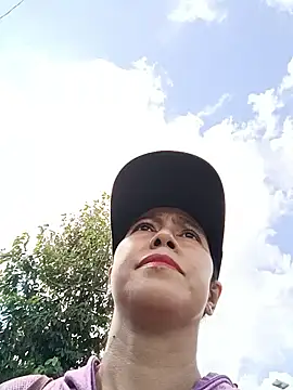 Snapshot of 2HotAsain4u chatting on 10-10-25, 02:54 2HotAsain4u online show from 10-10-25, 02:54