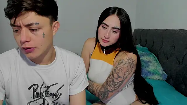 Snapshot of steban_and_kim chatting on 12-22-25, 02:19 steban and kim online show from 12-22-25, 02:19