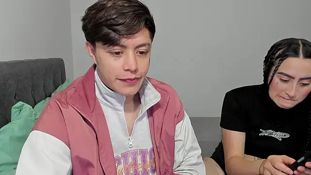 Snapshot of steban_and_kim chatting on 02-01-26, 11:36 steban and kim online show from 02-01-26, 11:36