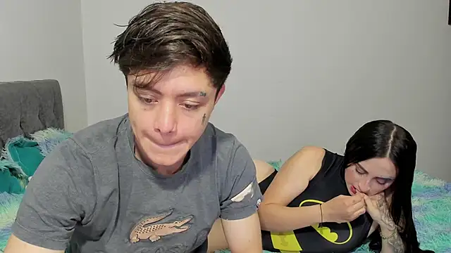 Snapshot of steban_and_kim chatting on 02-12-26, 07:42 steban and kim online show from 02-12-26, 07:42