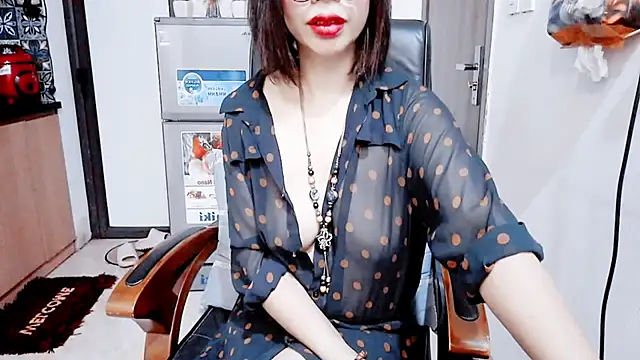 Miu-Le online show from 03-26-26, 04:12