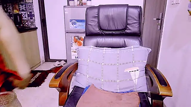 Miu-Le online show from 04-27-26, 10:46