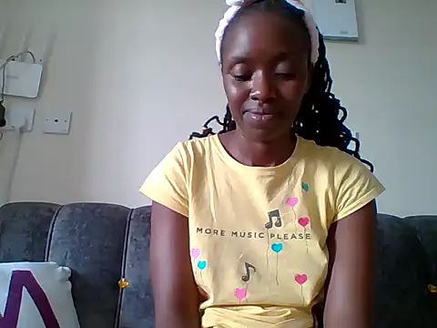 Snapshot of sexy_darleen23 chatting on 12-20-24, 10:05 sexy darleen23 online show from 12-20-24, 10:05