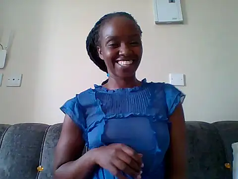 Snapshot of sexy_darleen23 chatting on 01-17-25, 12:21 sexy darleen23 online show from 01-17-25, 12:21