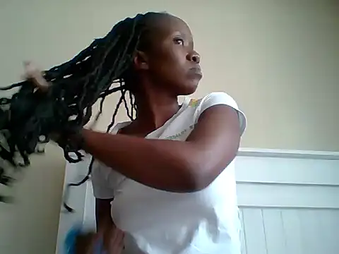 Snapshot of sexy_darleen23 chatting on 01-18-25, 11:11 sexy darleen23 online show from 01-18-25, 11:11