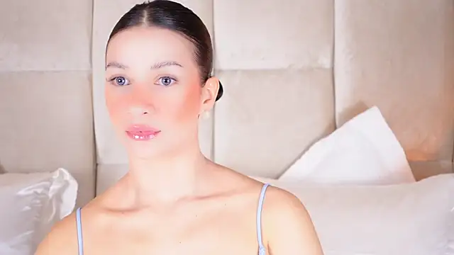 KiraKayleigh1 online show from 03-20-25, 09:56