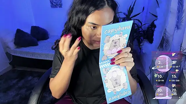 Snapshot of Riana_Kean chatting on 10-08-25, 11:24 Riana Kean online show from 10-08-25, 11:24