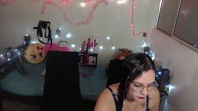 Snapshot of 01antoniafranco chatting on 02-17-25, 06:09 01antoniafranco online show from 02-17-25, 06:09