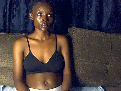 Snapshot of petite_clara24 chatting on 02-07-26, 09:29 petite clara24 online show from 02-07-26, 09:29