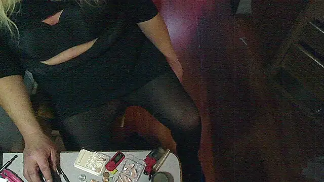 jessicalove99 online show from 12-02-24, 07:47