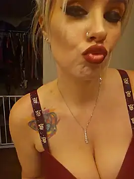 ellieconradxo online show from 12-04-24, 03:48