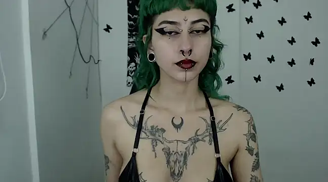 Snapshot of n0sferatus__ chatting on 01-07-25, 05:12 n0sferatus online show from 01-07-25, 05:12