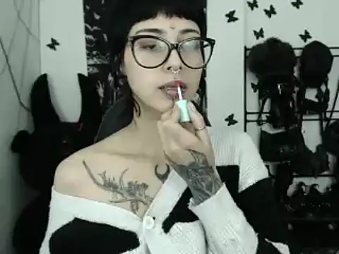 Snapshot of n0sferatus__ chatting on 02-14-26, 03:25 n0sferatus online show from 02-14-26, 03:25