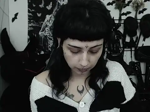 n0sferatus   online show from 05-06-26, 02:40