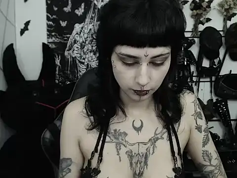 n0sferatus   online show from 05-21-26, 01:56