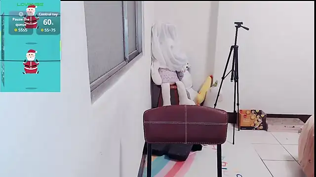 Snapshot of aFanny chatting on 12-21-25, 04:14 aFanny online show from 12-21-25, 04:14