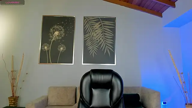 AmberLewis  online show from 10-23-25, 03:17