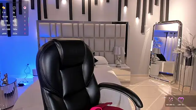 AmberLewis  online show from 11-06-25, 03:07