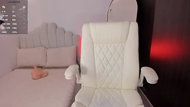 AmberLewis  online show from 02-10-26, 11:09