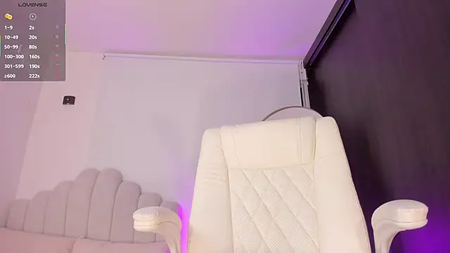 AmberLewis  online show from 04-27-26, 04:32