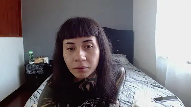 Emilia 1995 online show from 06-11-26, 02:26