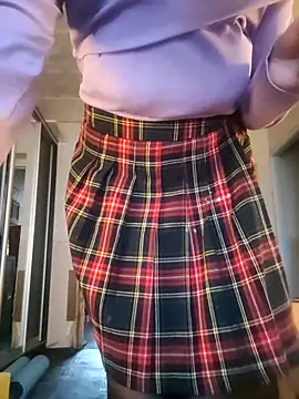 Snapshot of Evelina_cute chatting on 10-25-25, 01:07 Evelina cute online show from 10-25-25, 01:07