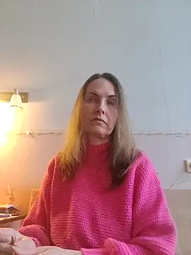 Snapshot of Evelina_cute chatting on 11-17-25, 07:58 Evelina cute online show from 11-17-25, 07:58