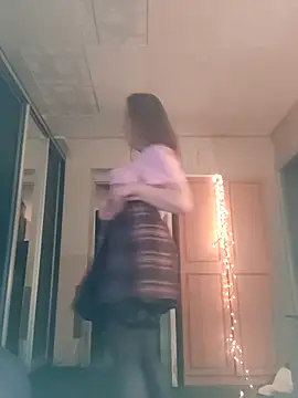 Snapshot of Evelina_cute chatting on 12-04-25, 09:23 Evelina cute online show from 12-04-25, 09:23