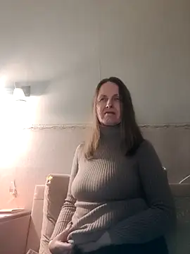 Snapshot of Evelina_cute chatting on 01-06-26, 05:16 Evelina cute online show from 01-06-26, 05:16