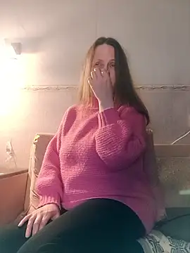 Snapshot of Evelina_cute chatting on 01-11-26, 06:02 Evelina cute online show from 01-11-26, 06:02