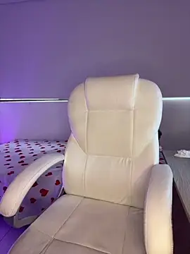 nyna 1 online show from 09-24-25, 10:35