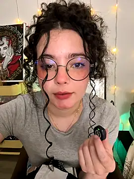 Antoniart  online show from 10-20-25, 02:01