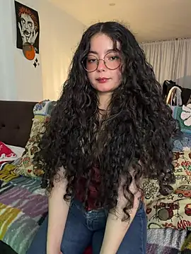 Snapshot of Antoniart_ chatting on 03-03-26, 03:23 Antoniart online show from 03-03-26, 03:23