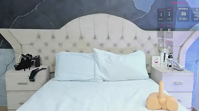 AmberGreyy  online show from 02-19-25, 03:38