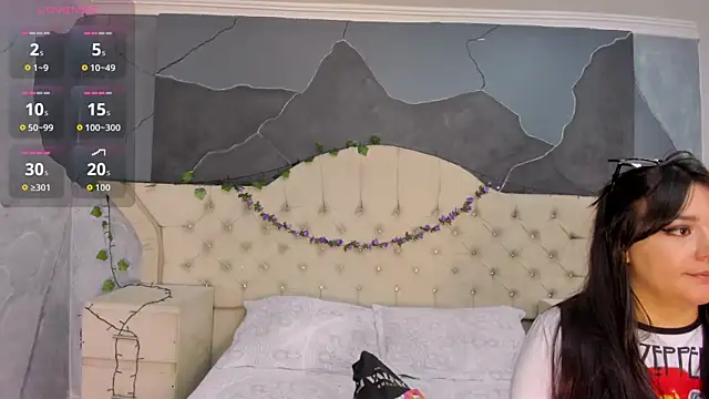 AmberGreyy  online show from 11-05-25, 05:13