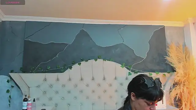 AmberGreyy  online show from 01-10-26, 01:13