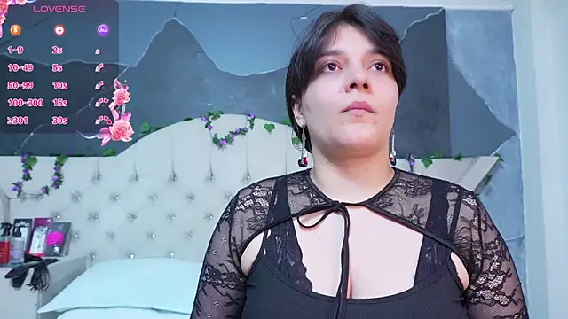 AmberGreyy  online show from 04-26-26, 05:21