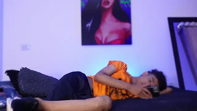 harrytwink18 online show from 12-26-24, 01:21