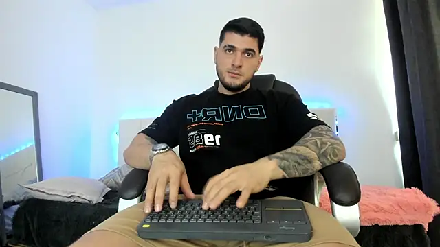 Teilor Creed online show from 12-20-25, 07:10