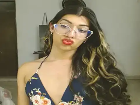 engielphoenis14 online show from 01-19-25, 05:58