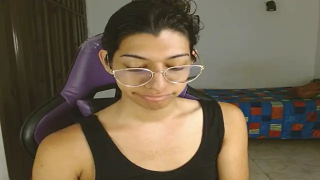 engielphoenis14 online show from 10-23-25, 11:24