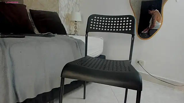 amatista  smith online show from 11-15-25, 09:11