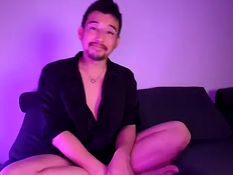 Snapshot of KOUHEY2023 chatting on 02-22-25, 12:40 KOUHEY2023 online show from 02-22-25, 12:40