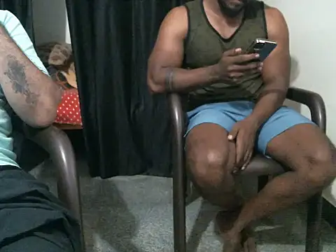 Snapshot of indianbull2023 chatting on 10-27-25, 06:28 indianbull2023 online show from 10-27-25, 06:28