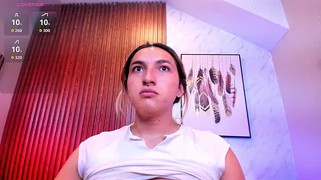 Snapshot of TomLondon_ chatting on 02-13-26, 07:10 TomLondon online show from 02-13-26, 07:10