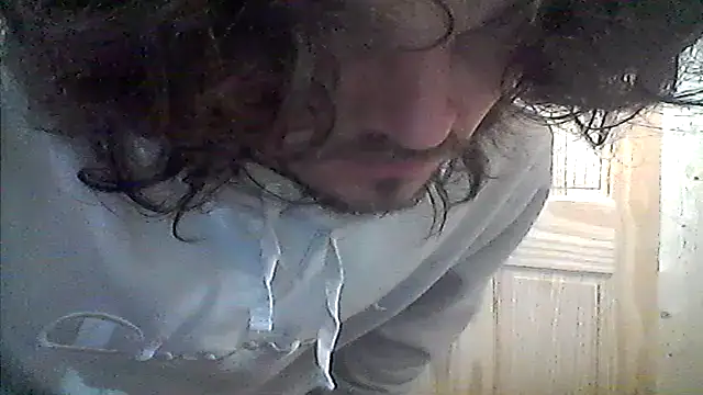 Snapshot of Lilsmokeshow017 chatting on 05-14-26, 04:03 Lilsmokeshow017 online show from 05-14-26, 04:03
