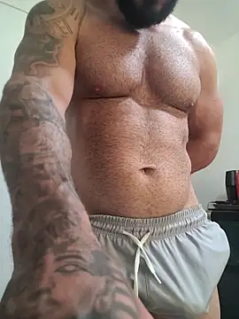 Snapshot of SafadoCarioca chatting on 02-13-26, 02:35 SafadoCarioca online show from 02-13-26, 02:35